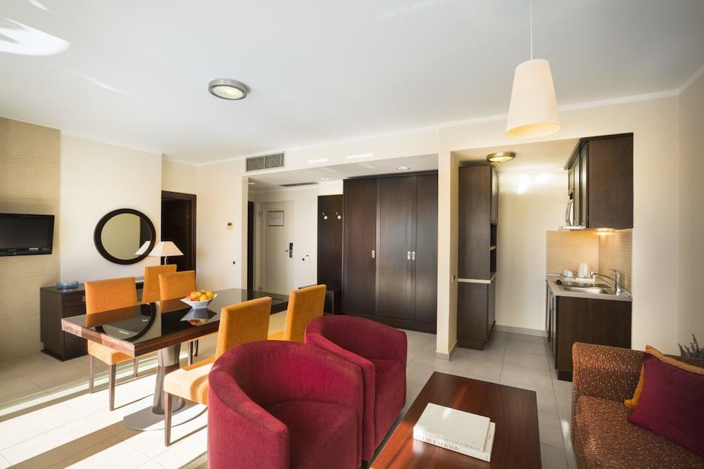 Valamar Atrium Residence 바슈카 외부 사진