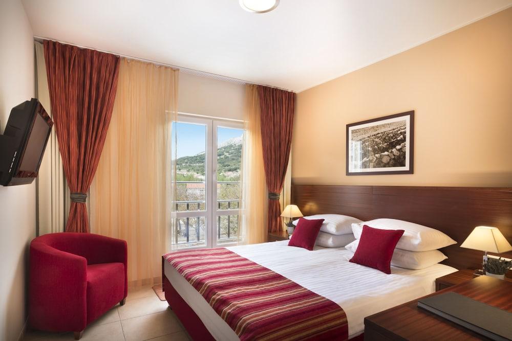 Valamar Atrium Residence 바슈카 외부 사진
