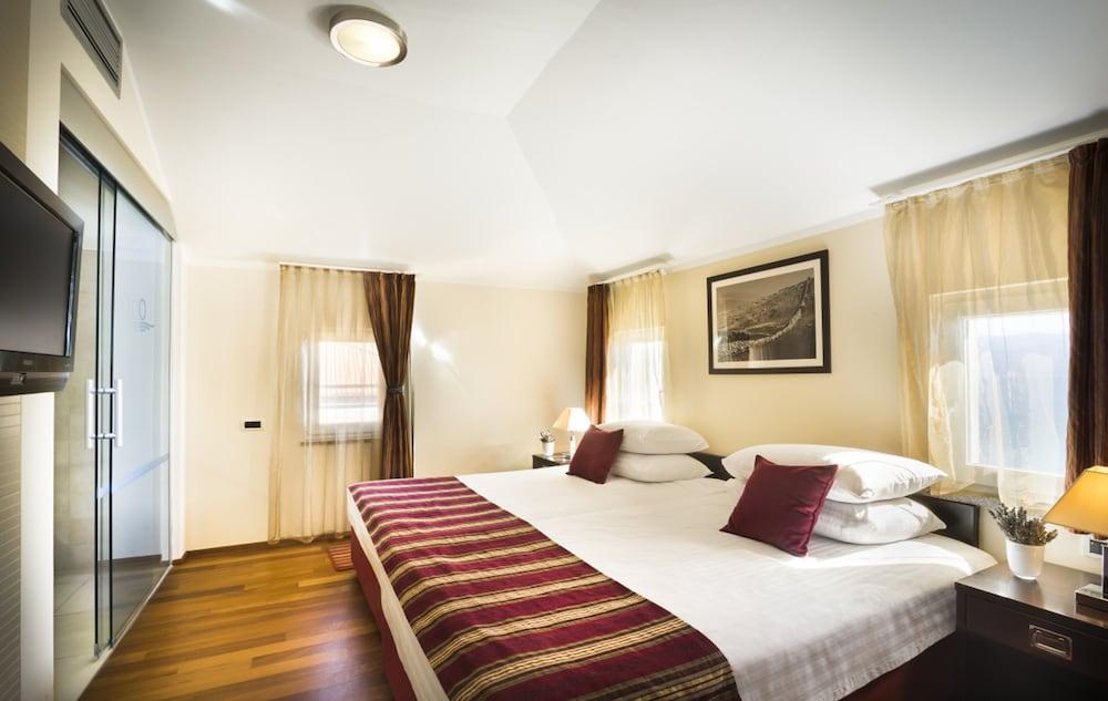 Valamar Atrium Residence 바슈카 외부 사진