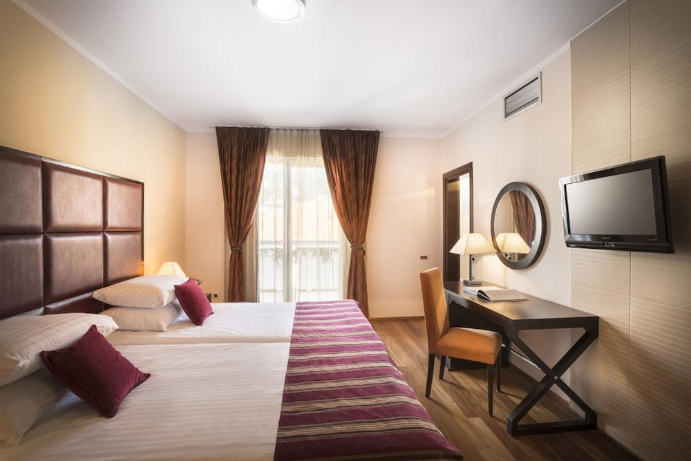 Valamar Atrium Residence 바슈카 외부 사진