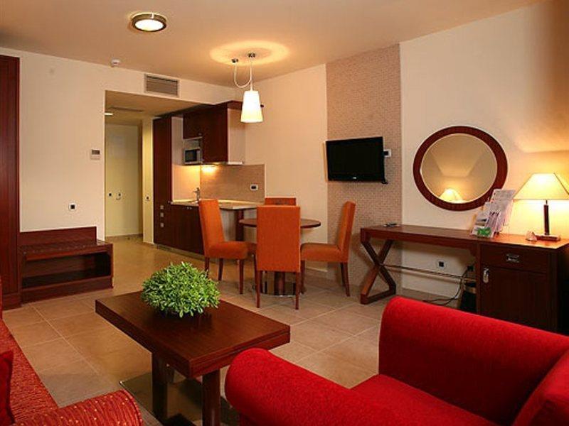 Valamar Atrium Residence 바슈카 외부 사진