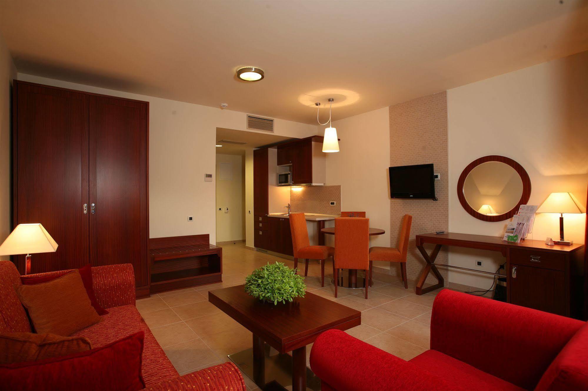 Valamar Atrium Residence 바슈카 외부 사진